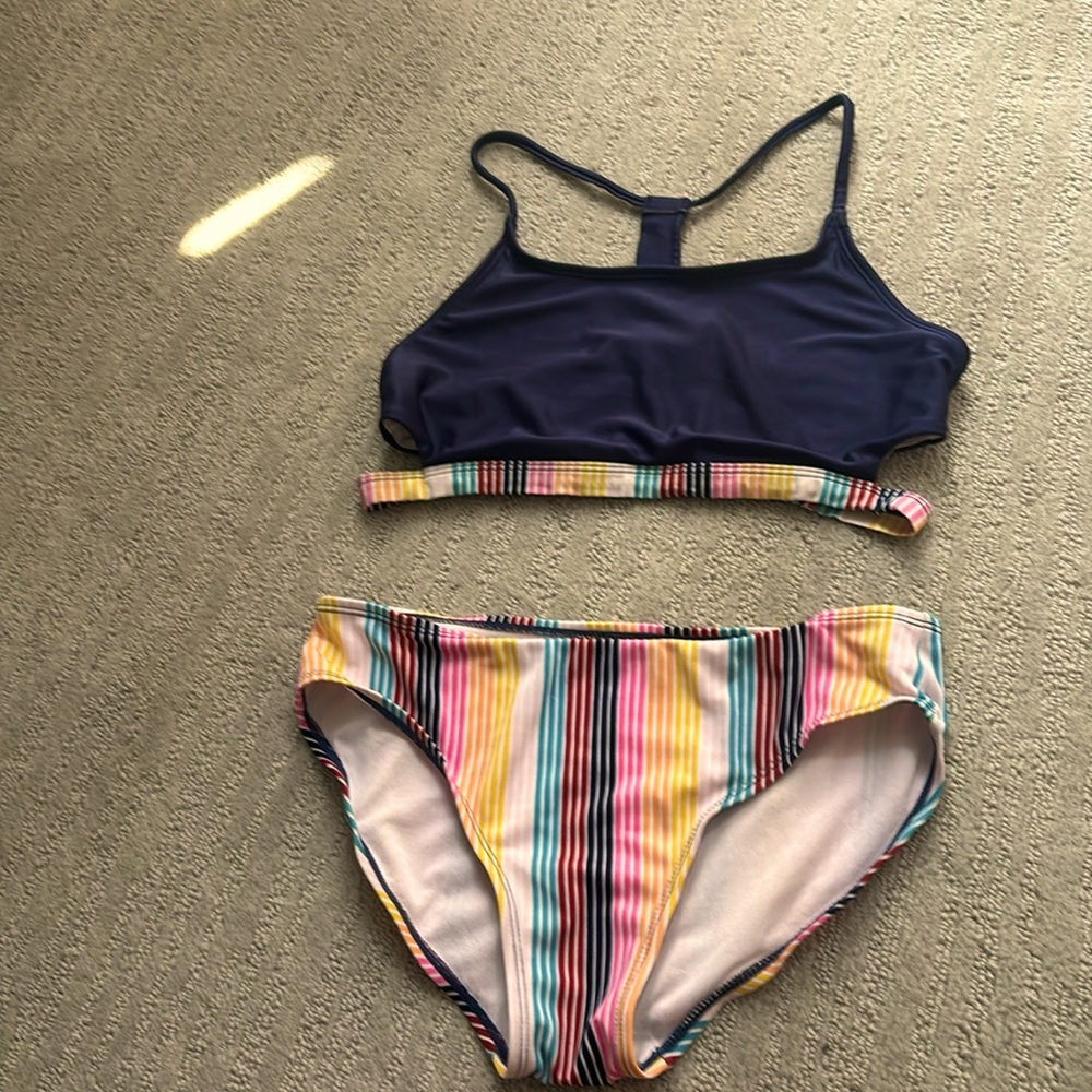 Art class size 10/12 navy blue with rainbow